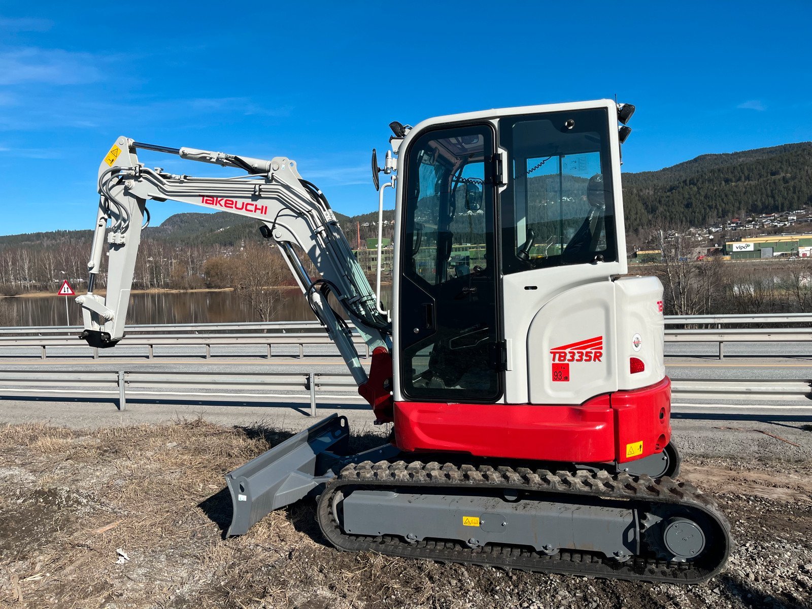 Takeuchi TB335R