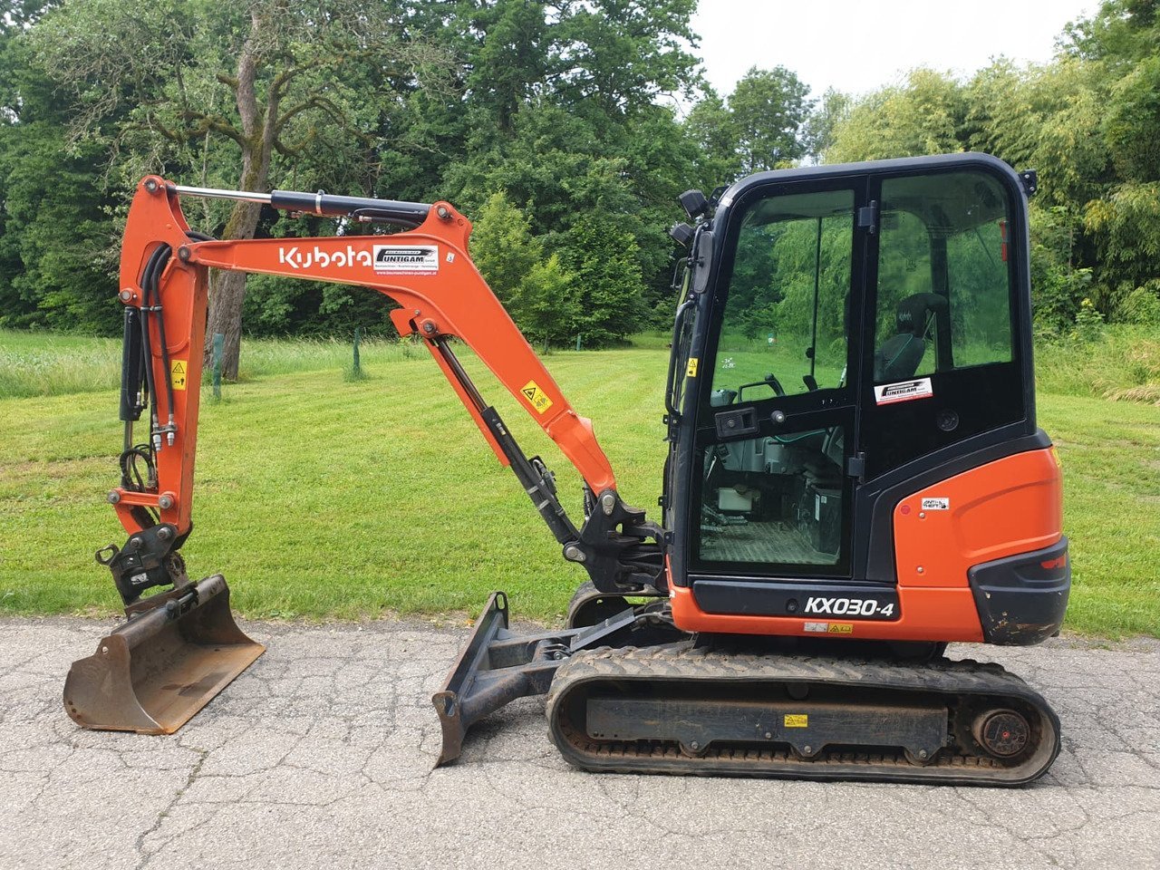 KUBOTA KX 030-4
